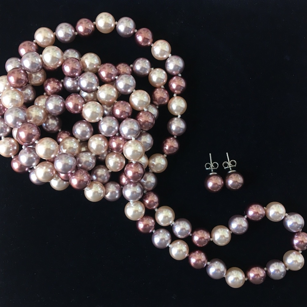 Misaki Babydoll Pearl Strand and Earring Stud set